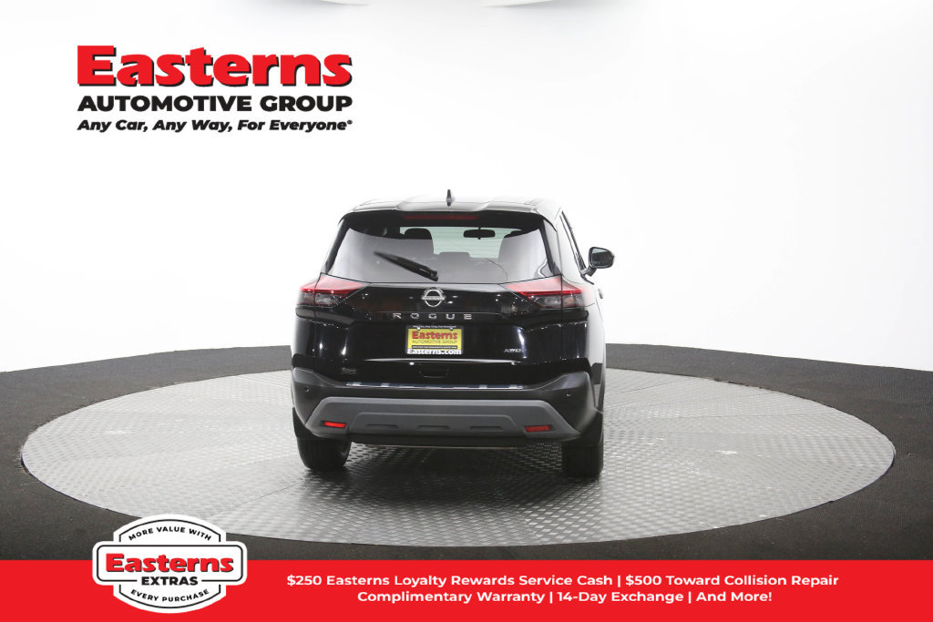 Used 2023 Nissan Rogue S AWD/4WD image 39