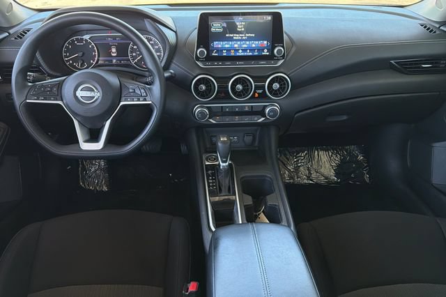 Used 2024 Nissan Sentra SV FWD image 16