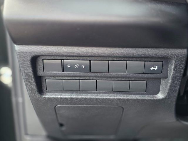 Used 2023 Mitsubishi Outlander SEL image 36