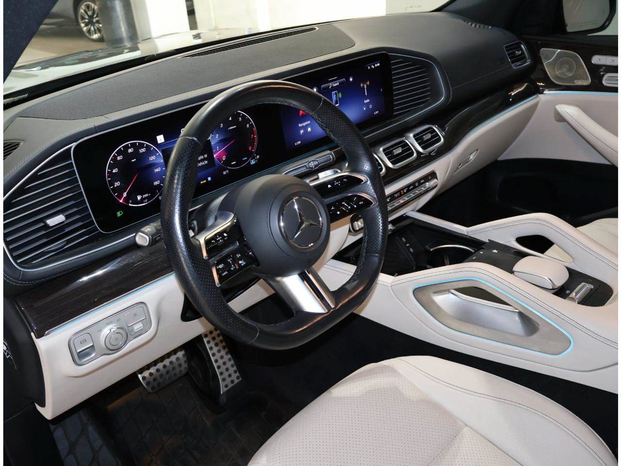 Used 2024 Mercedes-Benz GLS 450 4MATIC image 10