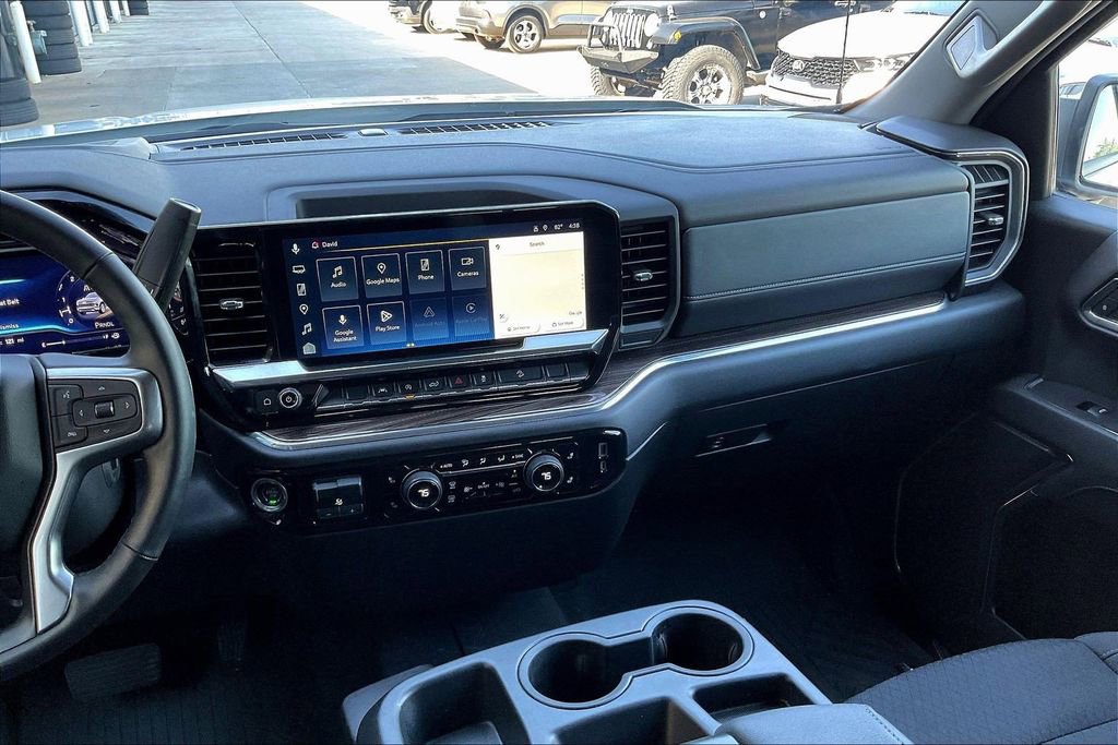 Used 2024 Chevrolet Silverado 1500 LT w/ Z71 Off-Road Package image 6