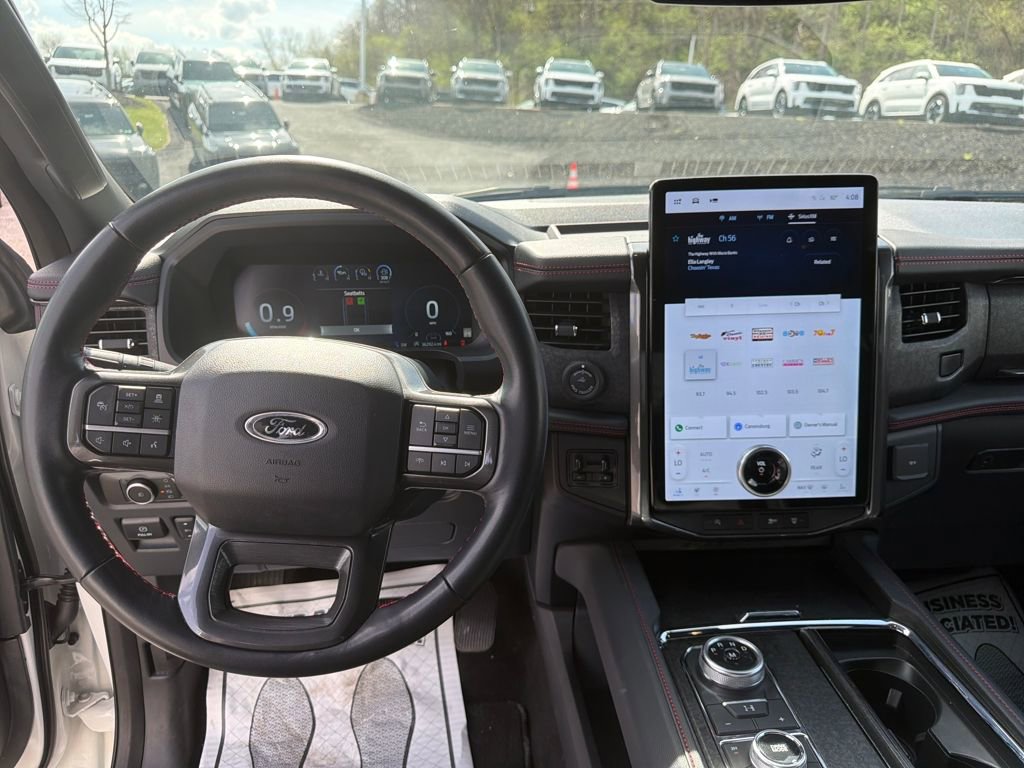 Used 2024 Ford Expedition Limited image 20