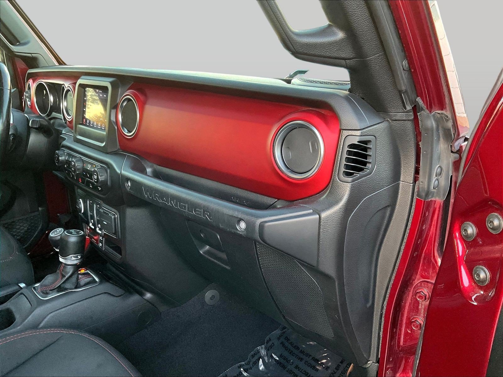 Used 2021 Jeep Wrangler Rubicon w/ Cold Weather Group AWD/4WD image 29