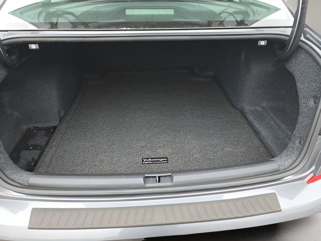 Used 2020 Volkswagen Passat 2.0T SE image 30