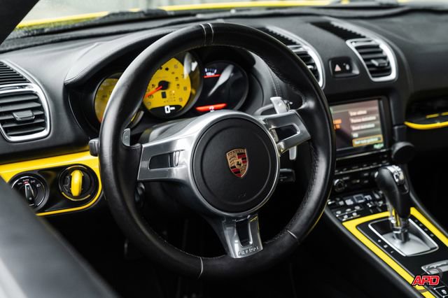 Used 2016 Porsche Cayman RWD image 7