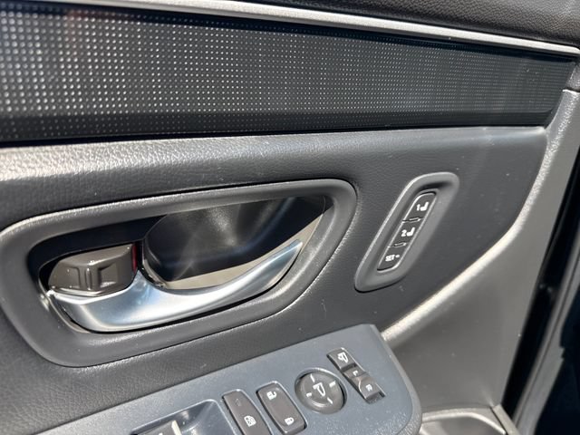 Used 2025 Honda Pilot Black Edition image 11