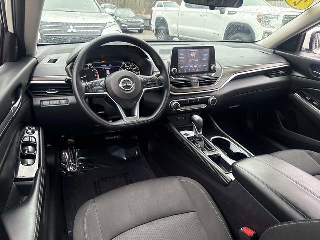 Used 2023 Nissan Altima 2.5 SV image 15