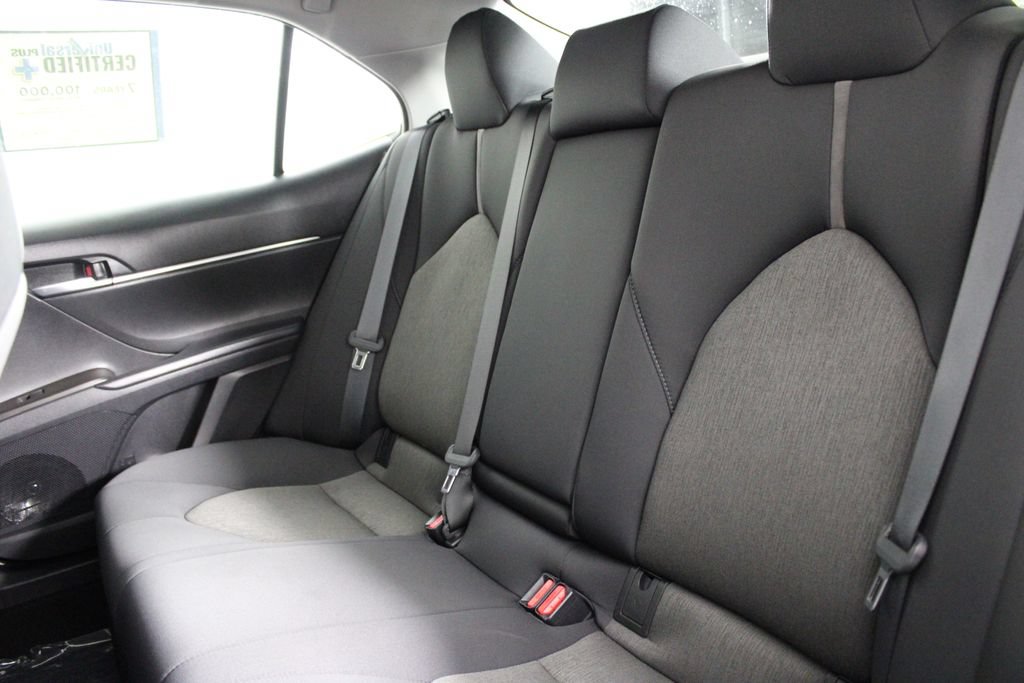 Used 2022 Toyota Camry LE FWD image 19