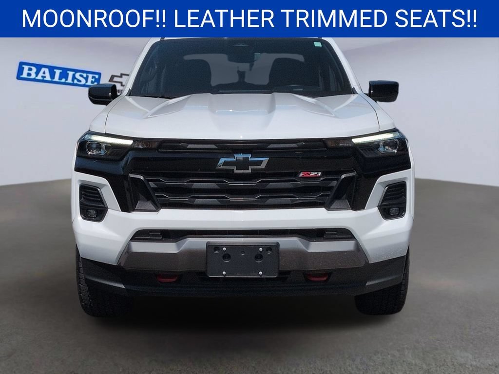 Certified 2024 Chevrolet Colorado Z71 w/ LPO, Dark Essentials Package AWD/4WD image 9