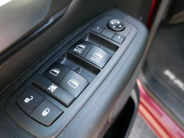 Used 2019 RAM 1500 Tradesman AWD/4WD image 19