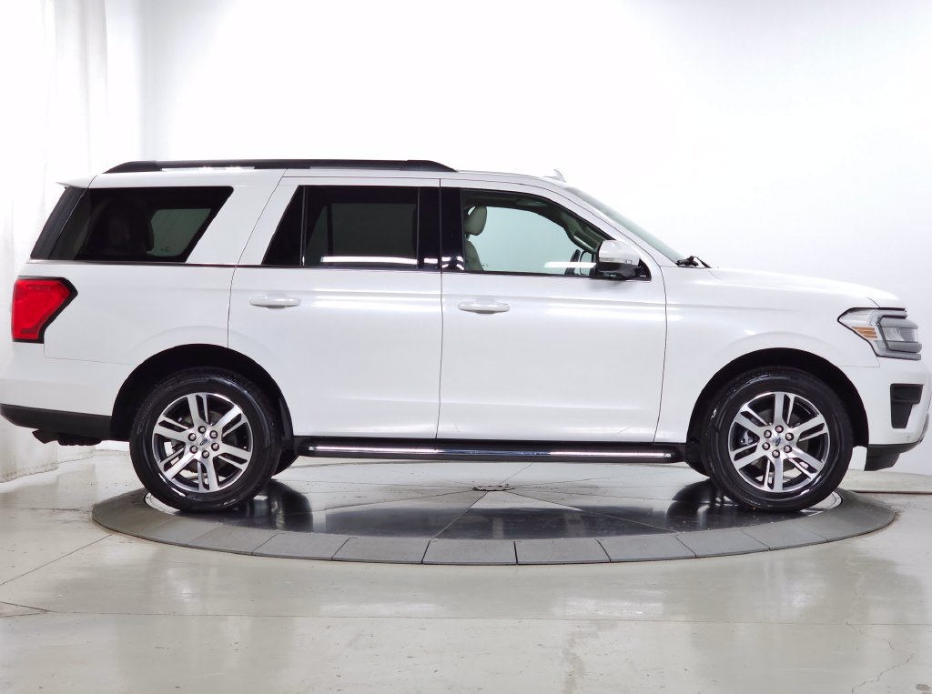 Used 2022 Ford Expedition XLT RWD image 10
