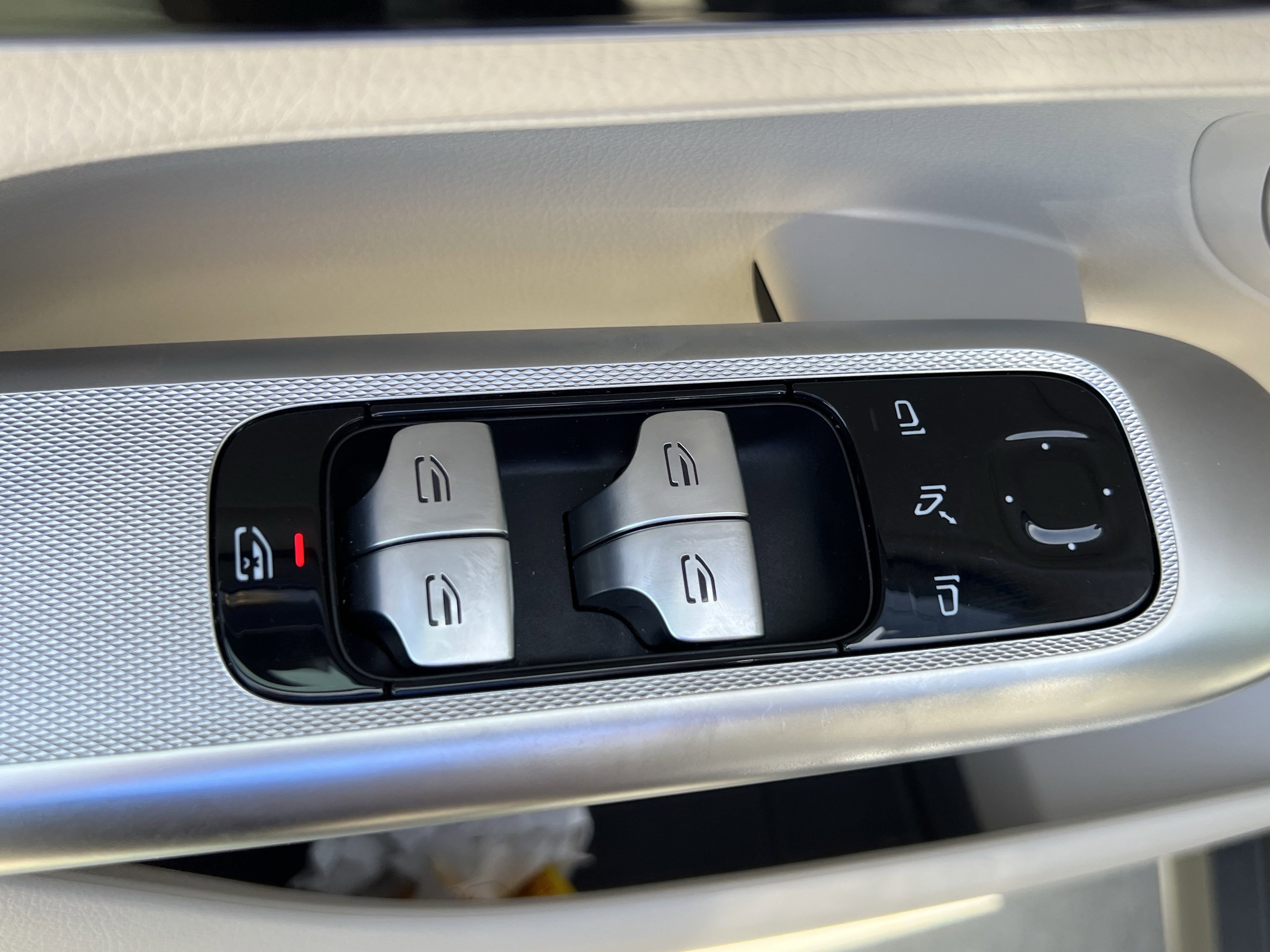 Certified 2024 Mercedes-Benz GLC 300 4MATIC image 15