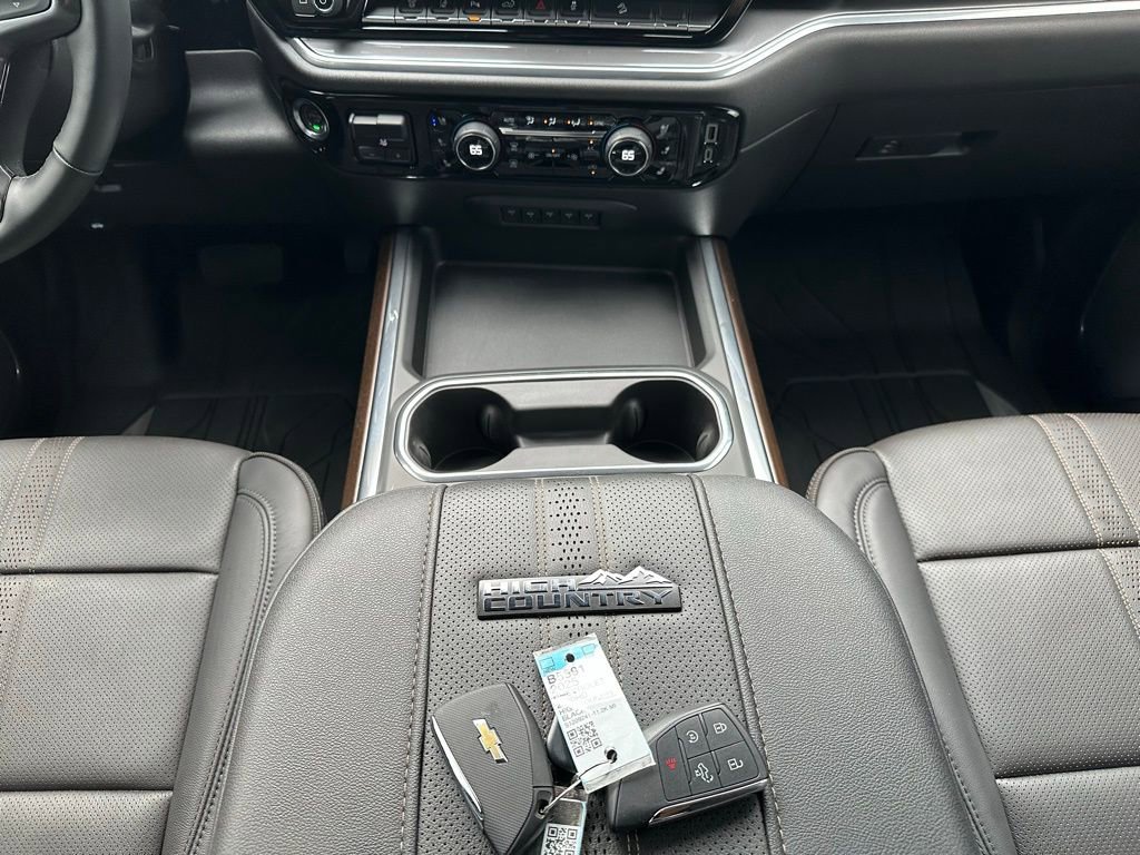 Certified 2025 Chevrolet Silverado 2500 High Country w/ High Country Premium Package image 21