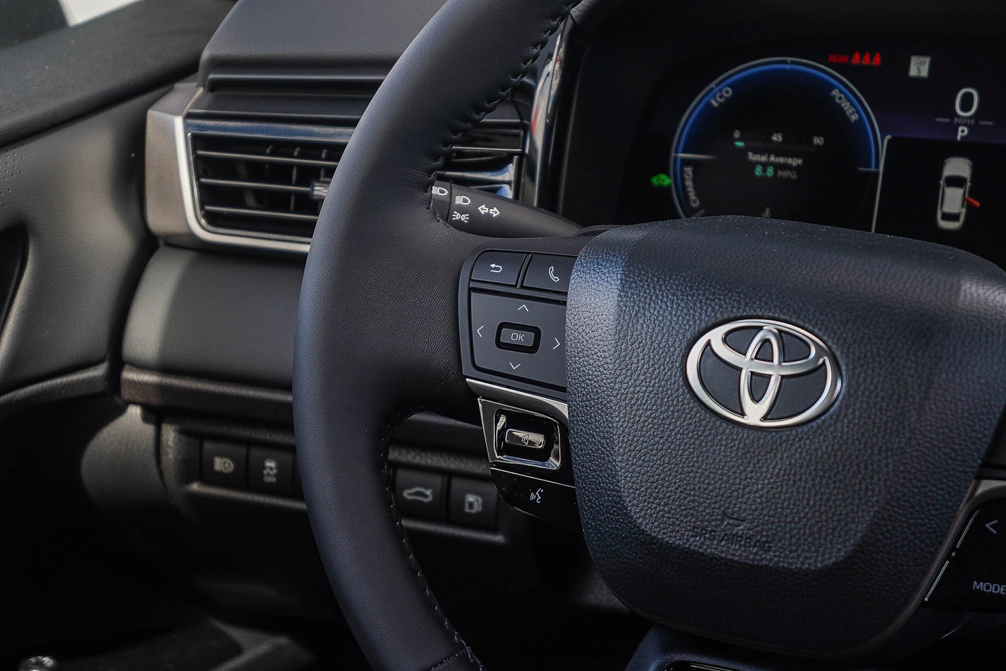 New 2026 Toyota Camry XSE FWD image 18