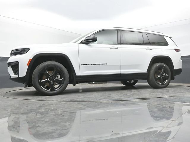 New 2026 Jeep Grand Cherokee L Limited w/ Limited Altitude Package image 36