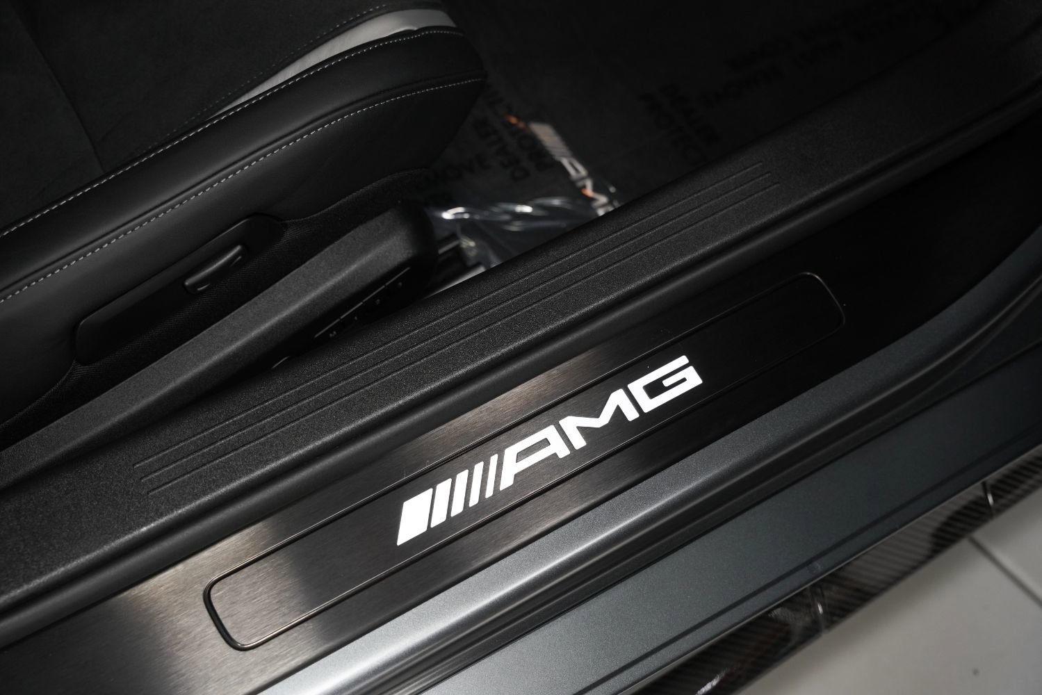 Used 2020 Mercedes-Benz AMG GT R image 34