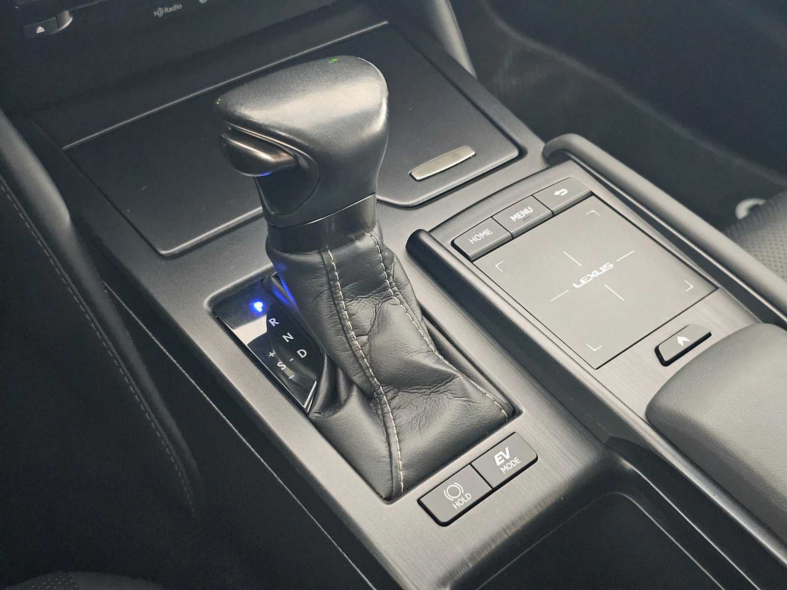 Used 2021 Lexus ES 300h w/ Premium Package FWD image 30