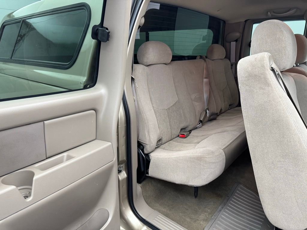 Used 2006 Chevrolet Silverado 1500 LT w/ Light Duty Power Package image 29