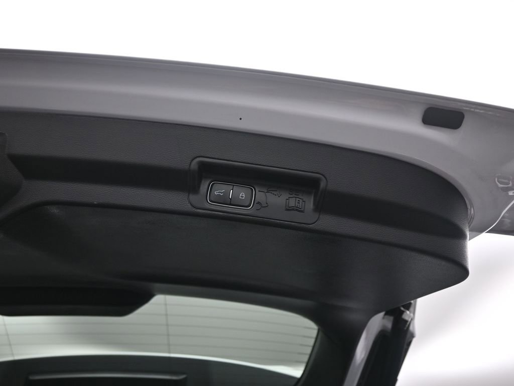 Certified 2021 Ford Explorer XLT image 26