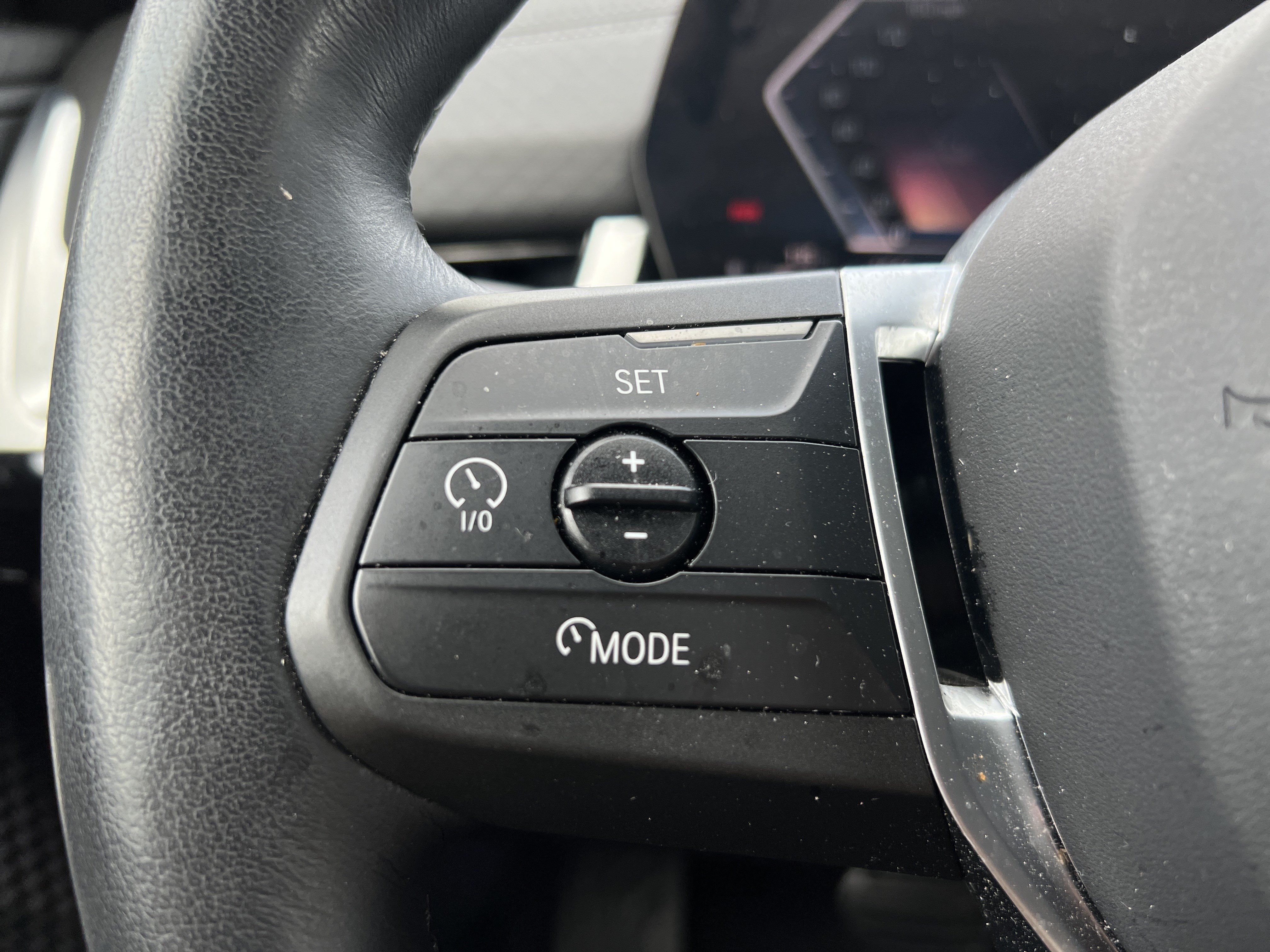 Certified 2025 BMW X2 xDrive28i AWD/4WD image 19