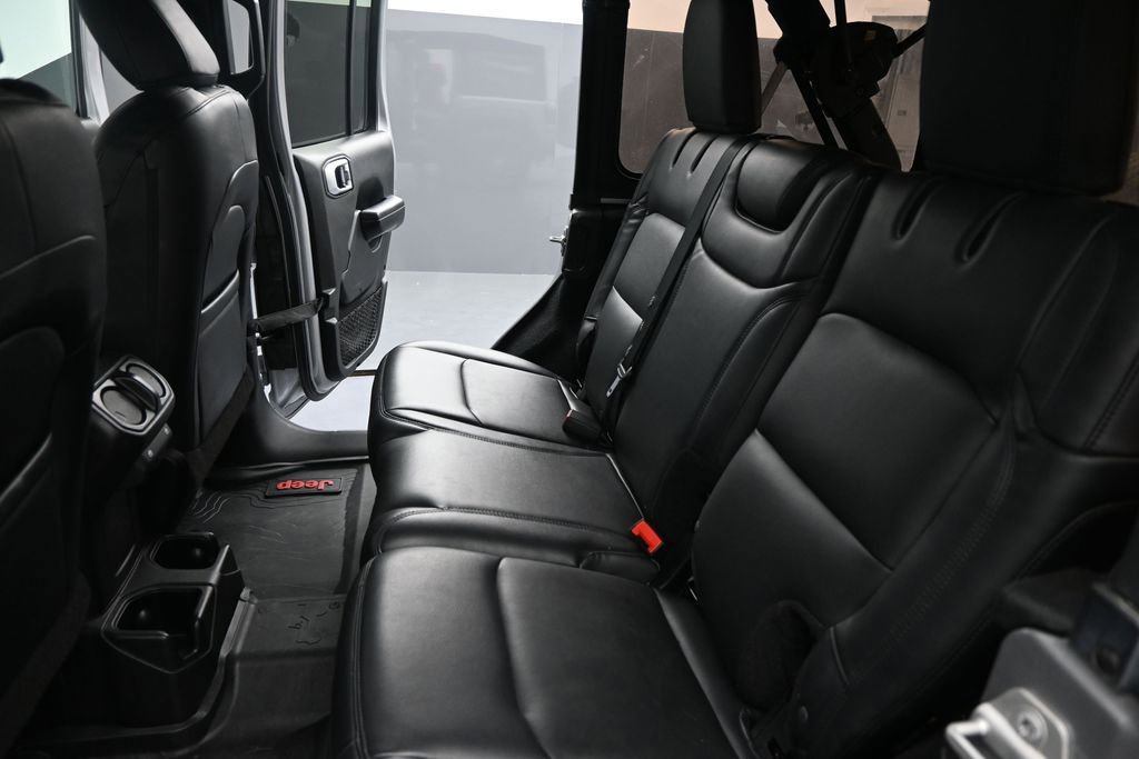Used 2020 Jeep Wrangler Unlimited Sport S AWD/4WD image 15