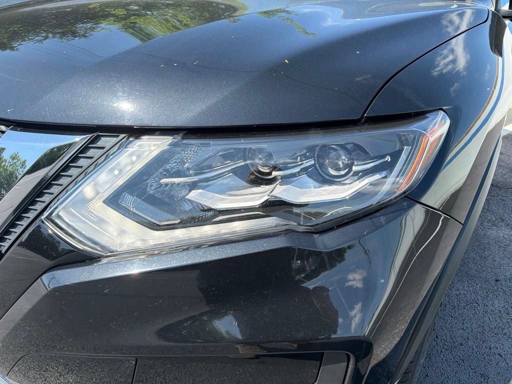 Used 2017 Nissan Rogue SL w/ SL Premium Package AWD/4WD image 9