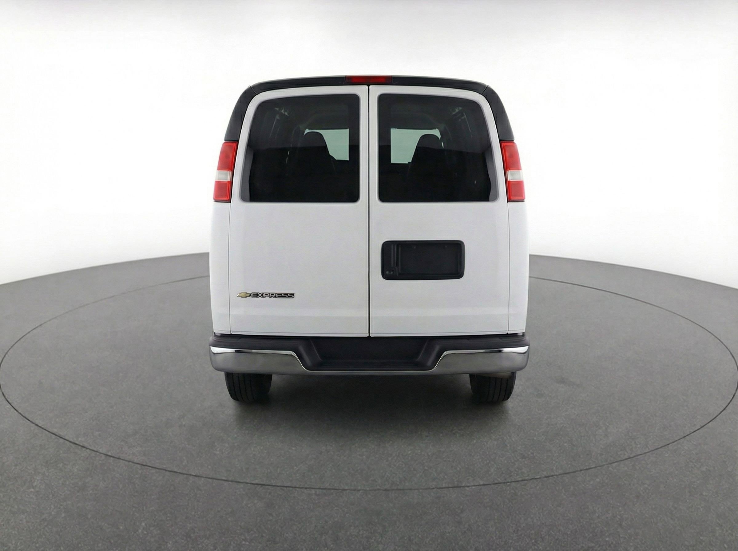 Used 2025 Chevrolet Express 3500 LT w/ LT Preferred Equipment Group image 7