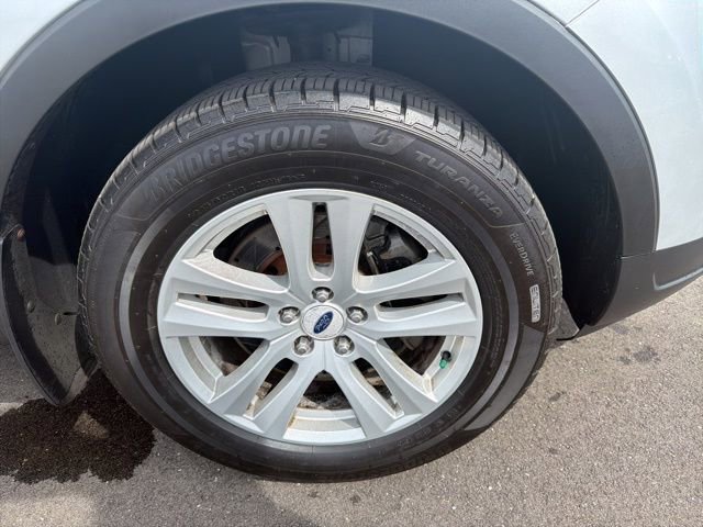 Certified 2018 Ford Explorer XLT AWD/4WD image 4