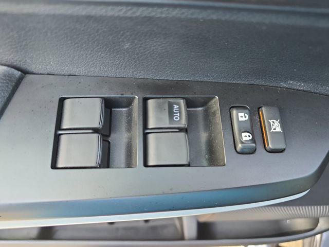 Used 2020 Toyota Tundra SR5 w/ SR5 Leather Package image 27