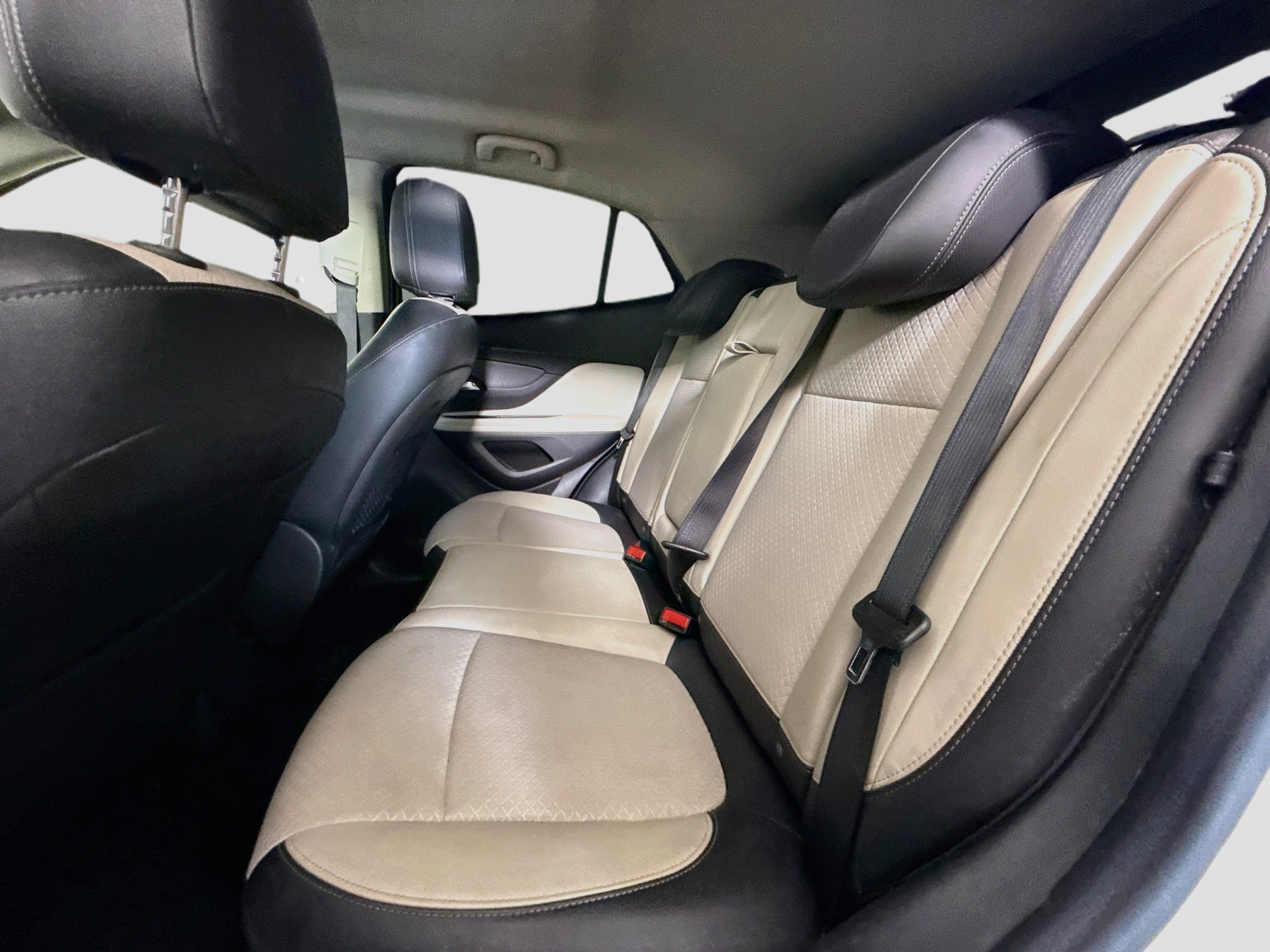 Used 2020 Buick Encore Preferred FWD image 25