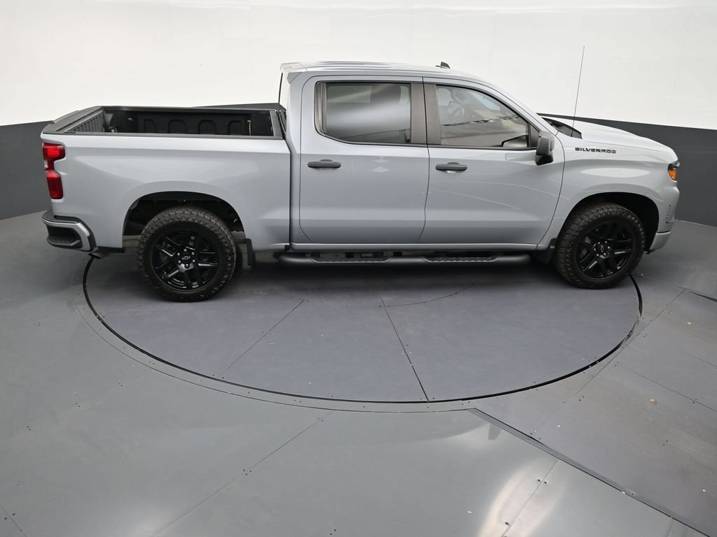 Used 2024 Chevrolet Silverado 1500 Custom w/ Turbomax Blackout Package RWD image 17