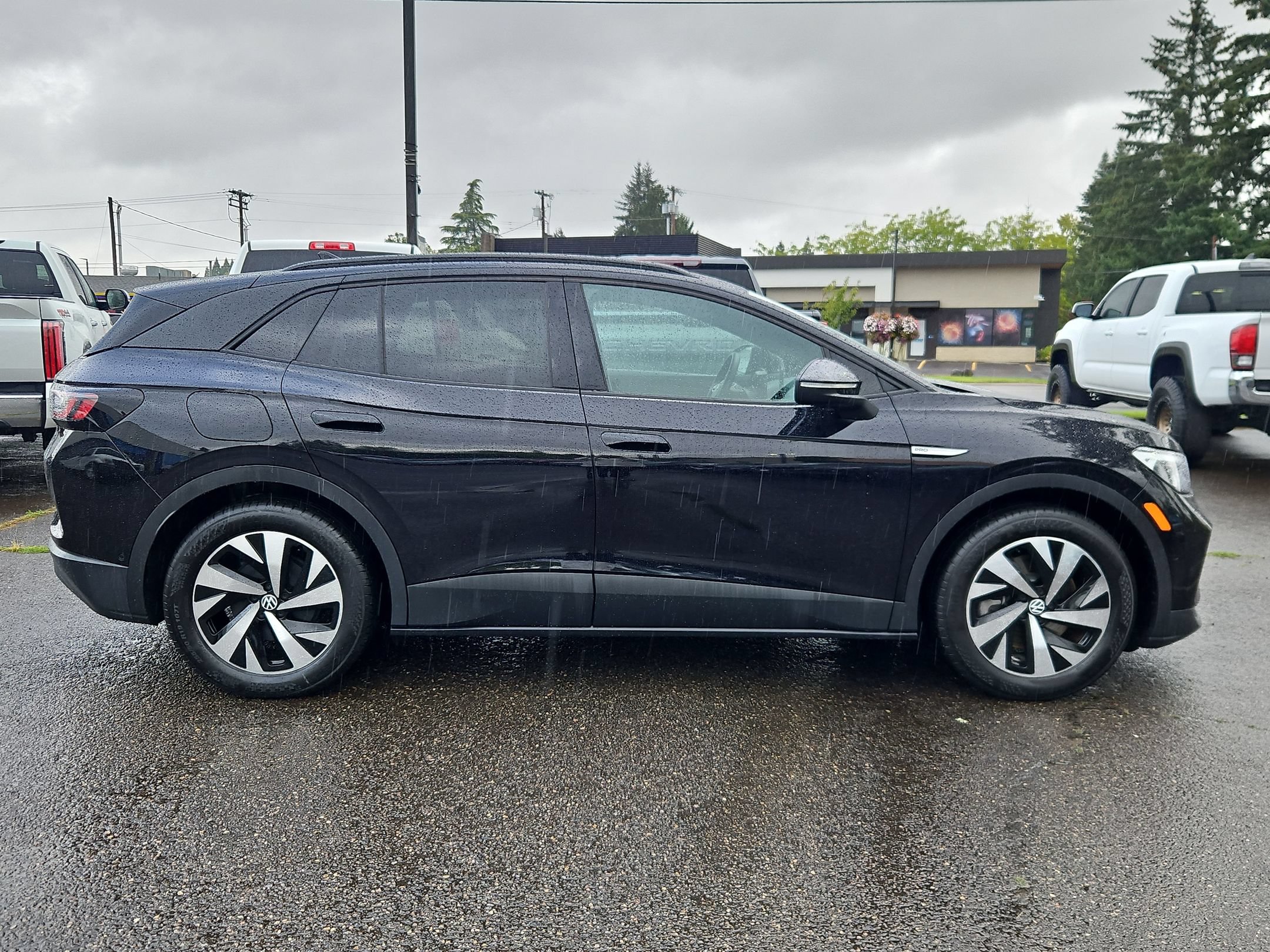 Used 2023 Volkswagen ID.4 Pro RWD image 6