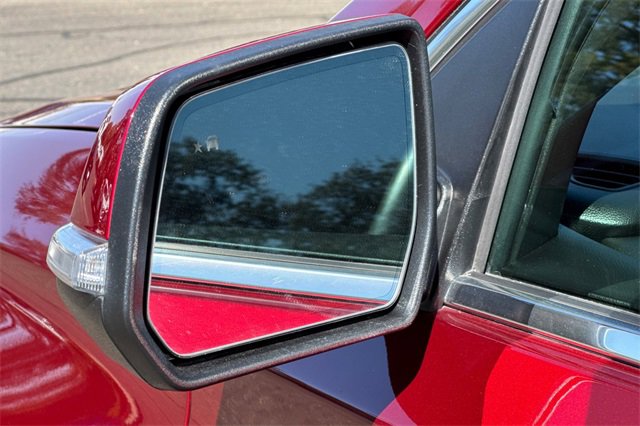 Used 2022 Chevrolet Traverse Premier w/ LPO, Floor Liner Package image 57