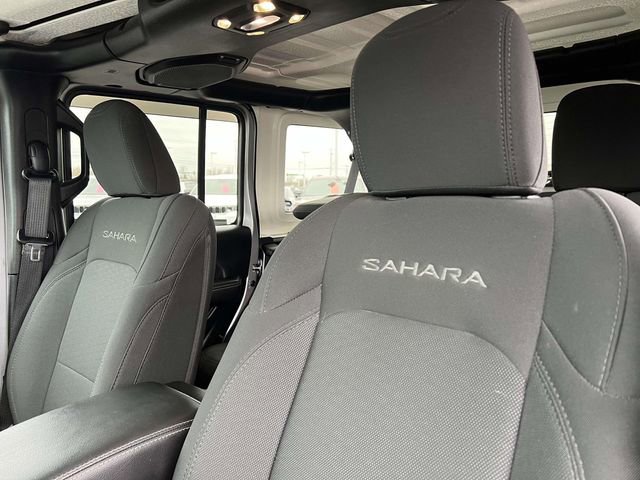Used 2019 Jeep Wrangler Unlimited Sahara image 24