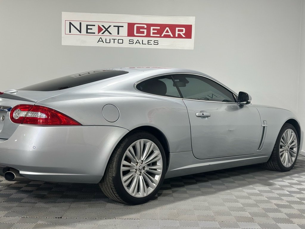 Used 2010 Jaguar XK Coupe image 10