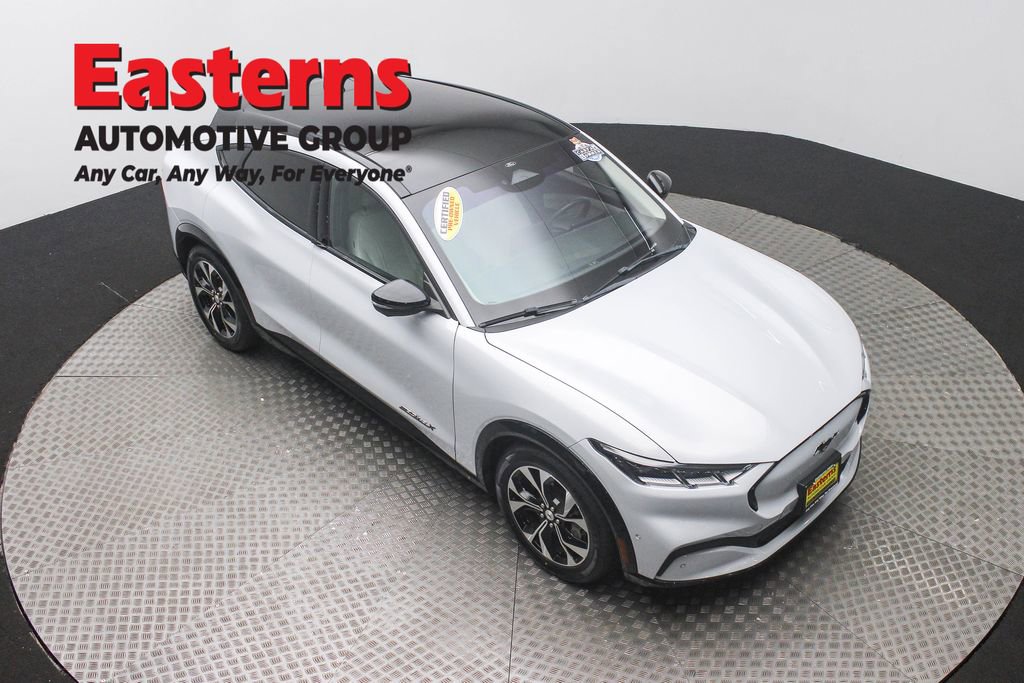 Used 2022 Ford Mustang Mach-E Premium image 3