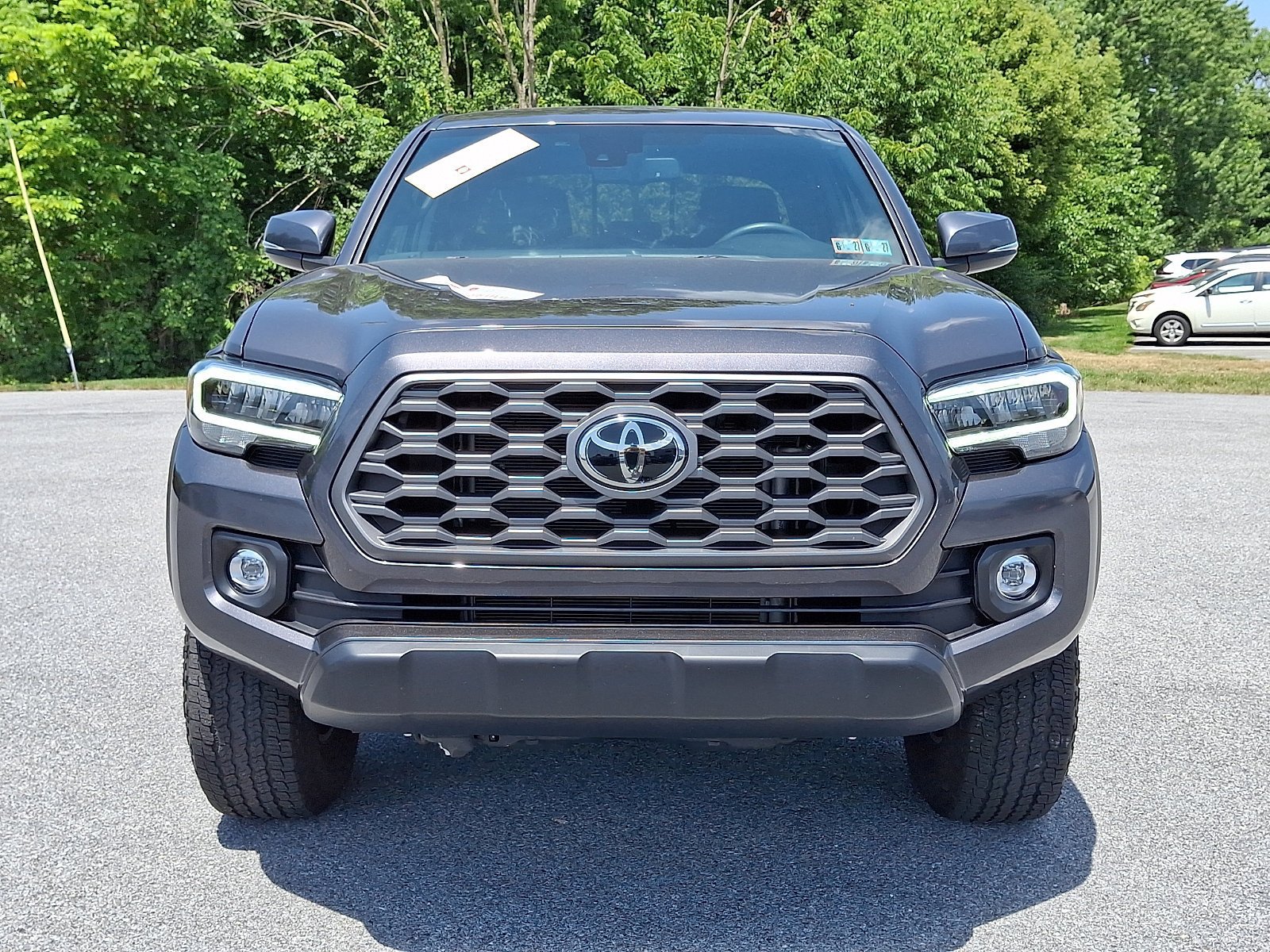 Certified 2023 Toyota Tacoma TRD Off-Road w/ Technology Package AWD/4WD image 2
