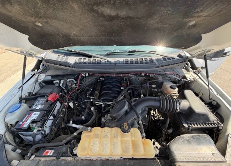 Used 2018 Ford F150 XLT w/ Equipment Group 301A Mid AWD/4WD image 18