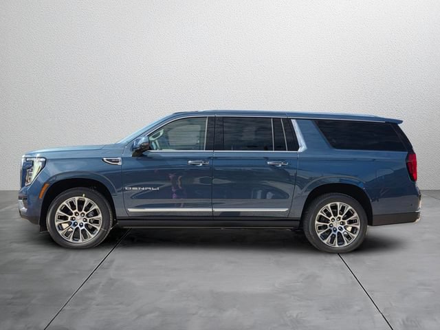 New 2026 GMC Yukon XL Denali w/ Denali Reserve Package AWD/4WD image 3