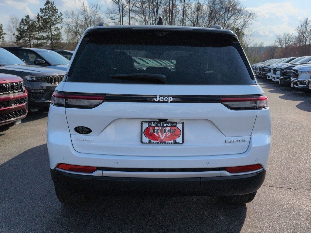 New 2026 Jeep Grand Cherokee Limited w/ Luxury Tech Group II AWD/4WD image 6