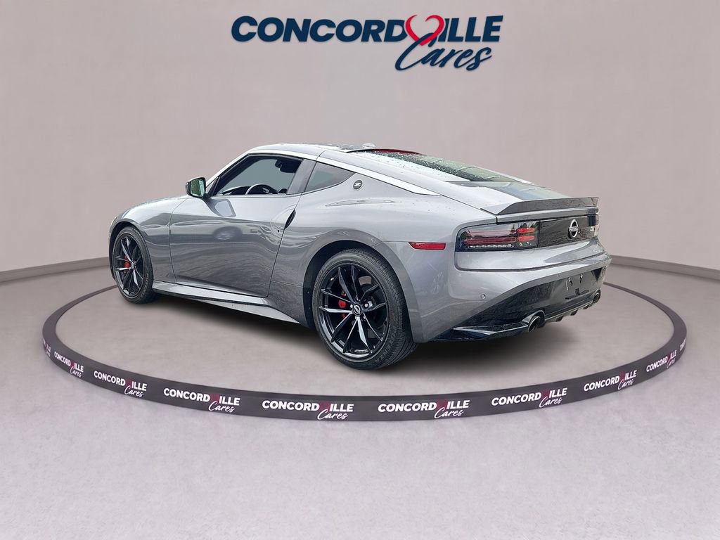 Used 2024 Nissan Z Performance w/ Floor Mat Package RWD image 4