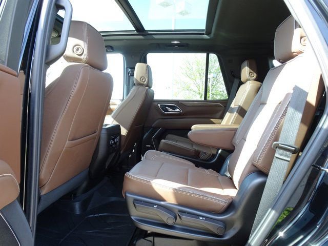 Used 2023 Chevrolet Tahoe High Country AWD/4WD image 18