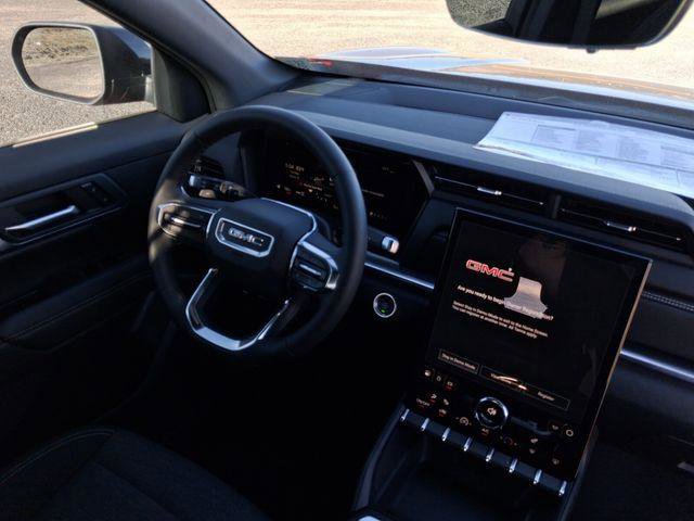 New 2026 GMC Terrain Elevation w/ Technology Package II AWD/4WD image 16