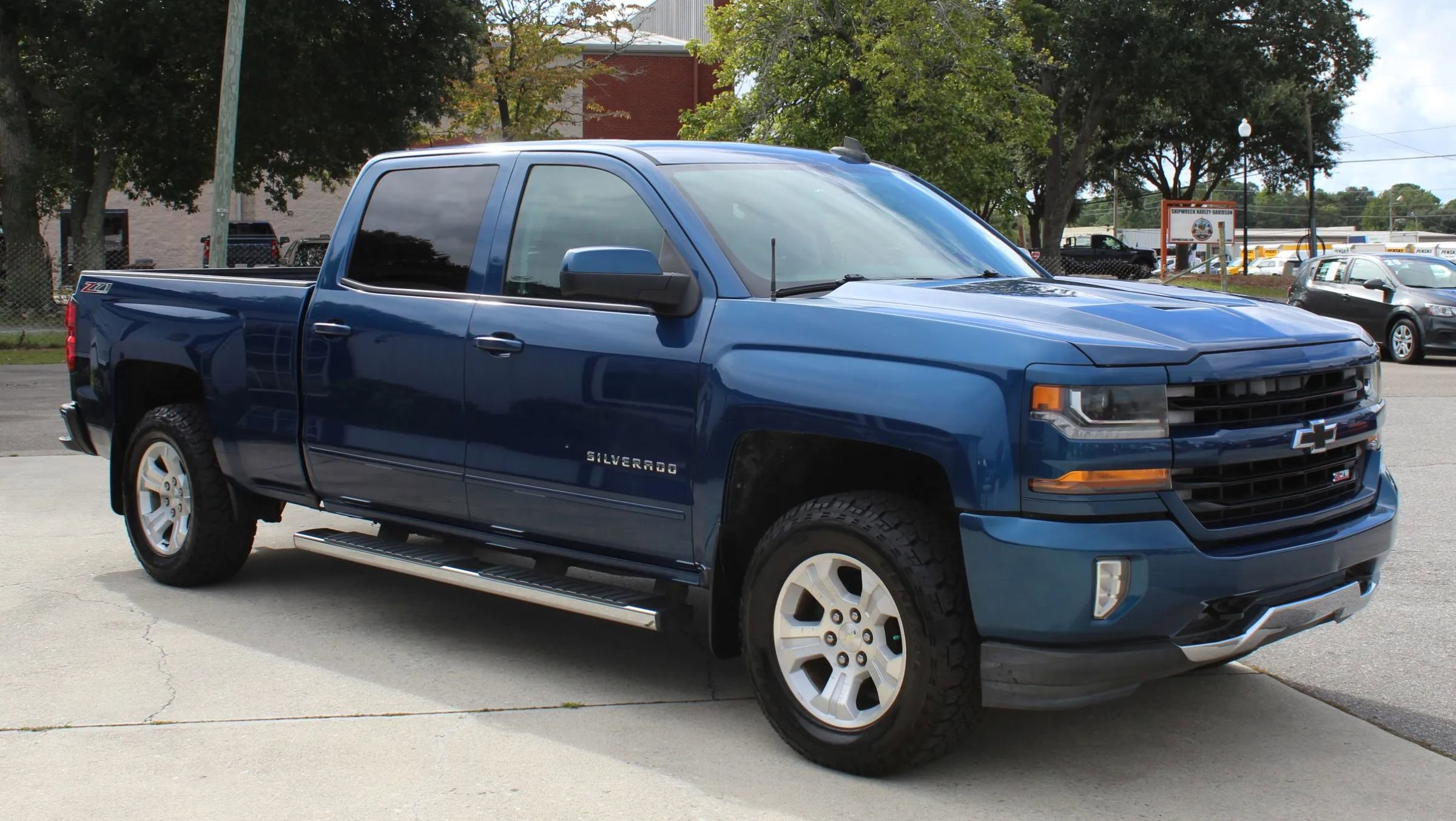 Used 2016 Chevrolet Silverado 1500 LT w/ All Star Edition image 7