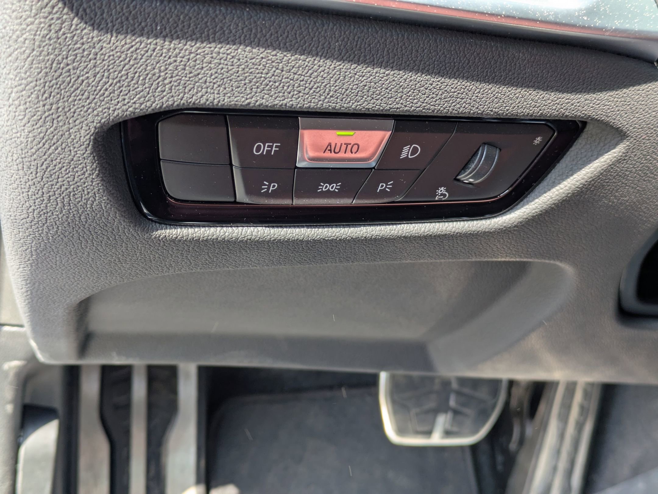 Used 2024 BMW M240i xDrive Coupe w/ Premium Package image 16