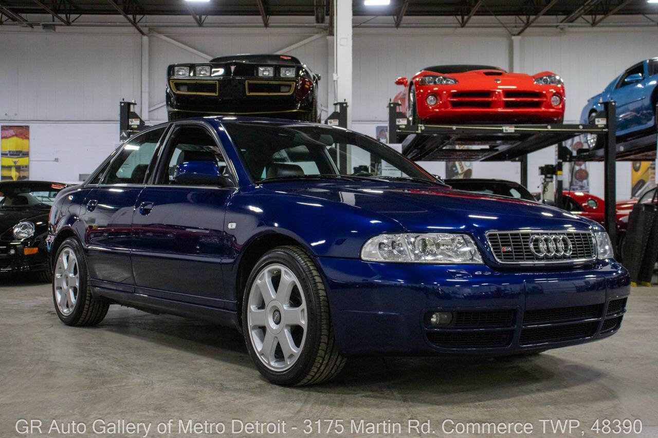 Used 2001 Audi S4 quattro AWD 4dr Turbo Sedan image 11