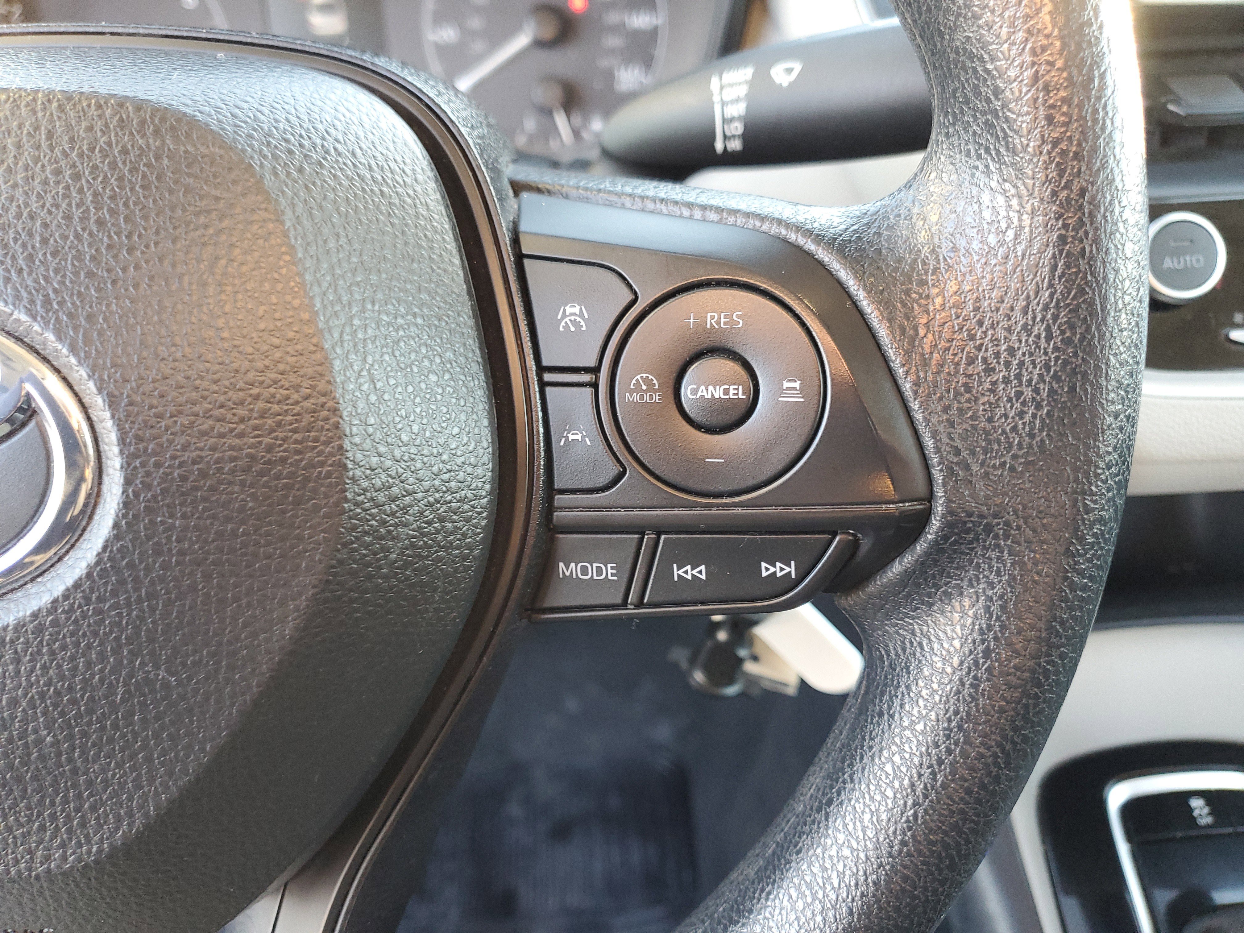 Certified 2024 Toyota Corolla LE image 19