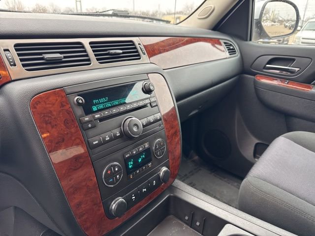Used 2013 Chevrolet Avalanche LT image 12