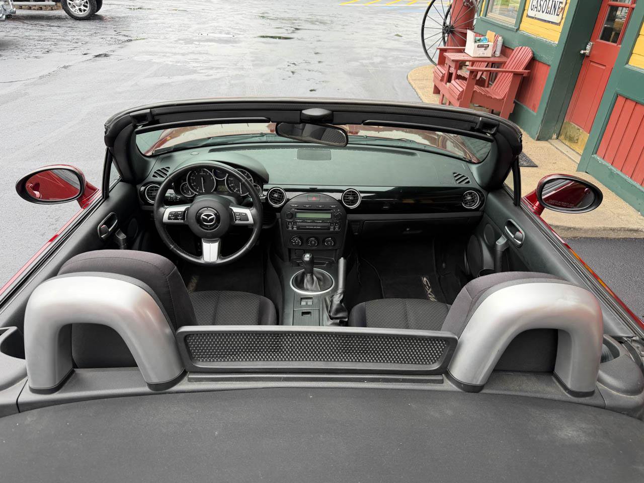 Used 2006 MAZDA MX-5 Miata Touring RWD image 22
