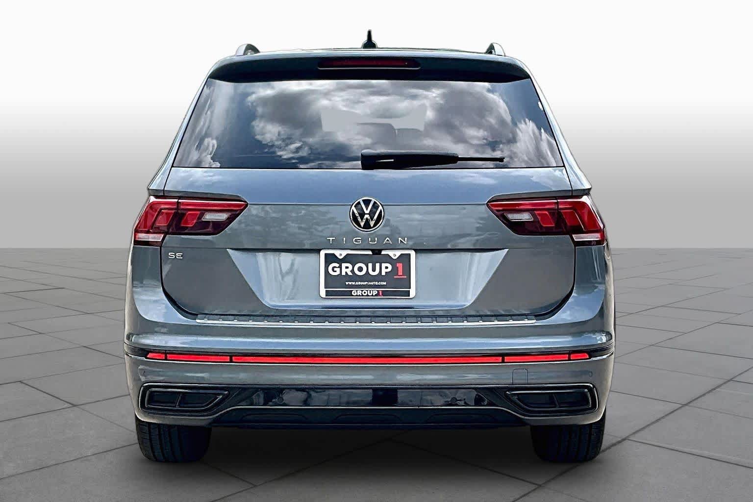 Used 2022 Volkswagen Tiguan SE R-Line FWD image 5